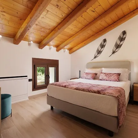 Elena Corfu In Δουκάδες