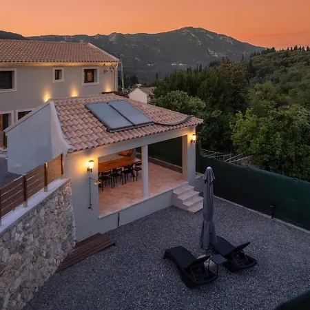 Βίλα Elena Corfu In *